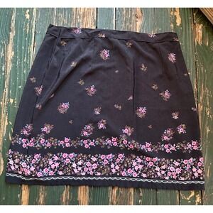 Black Floral Print A-Line Skirt Women's Size Small Knee Length Casual
